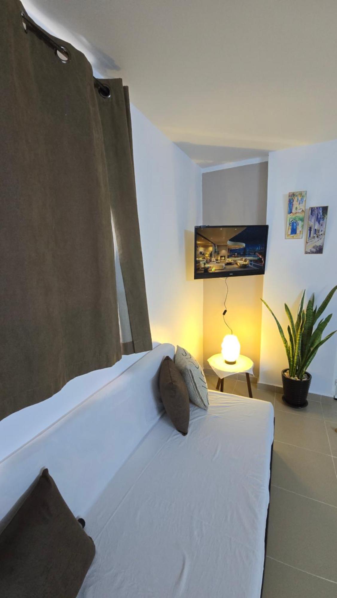 Appartements De Luxe Pres De La Mer 나불 외부 사진